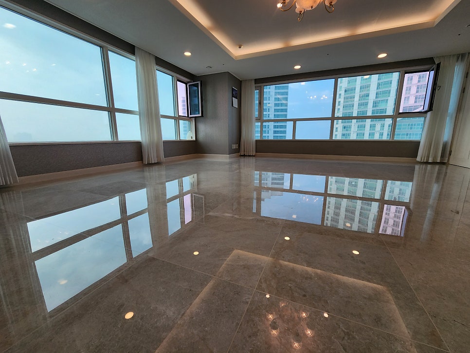 완성된 주방 바닥