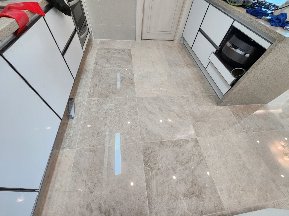 완성 복도 모습 2