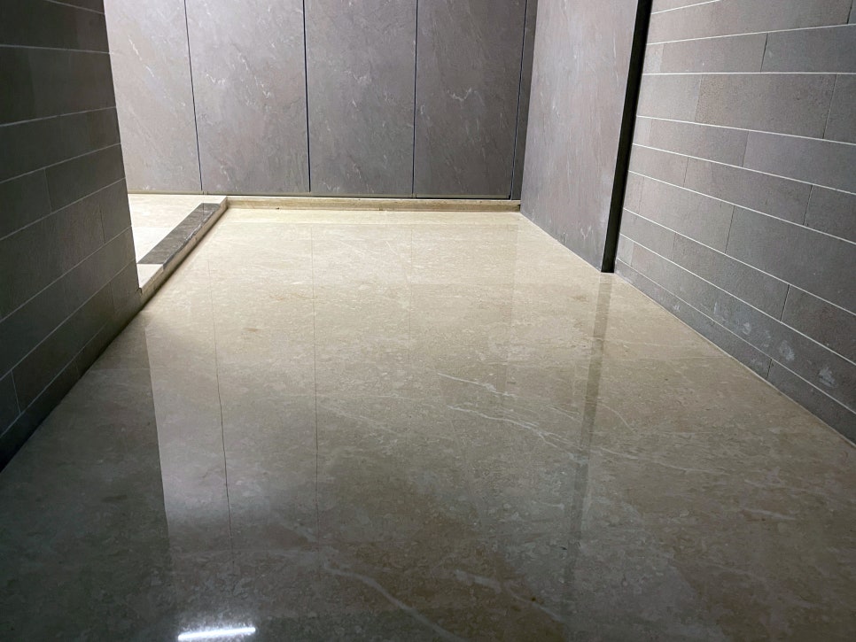 바닥 클로즈업 1